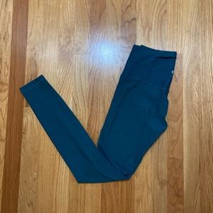 Lululemon Mapped Out HR Tight 28” EUC